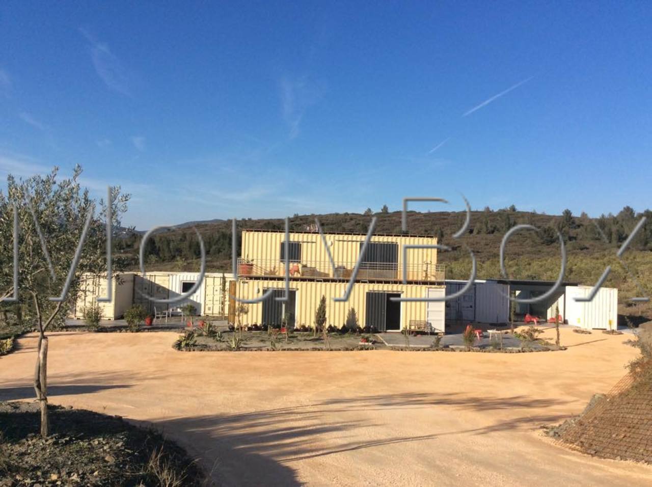 domaine-amagat-container-conteneur-40-20-mouvbox