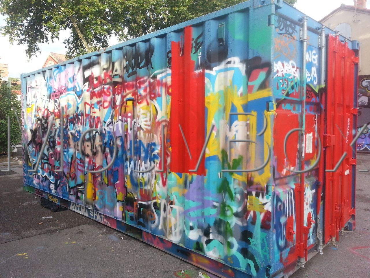street-art-container-conteneur-box-caisson-20ft-maritime-mos-vente-location-mouvbox