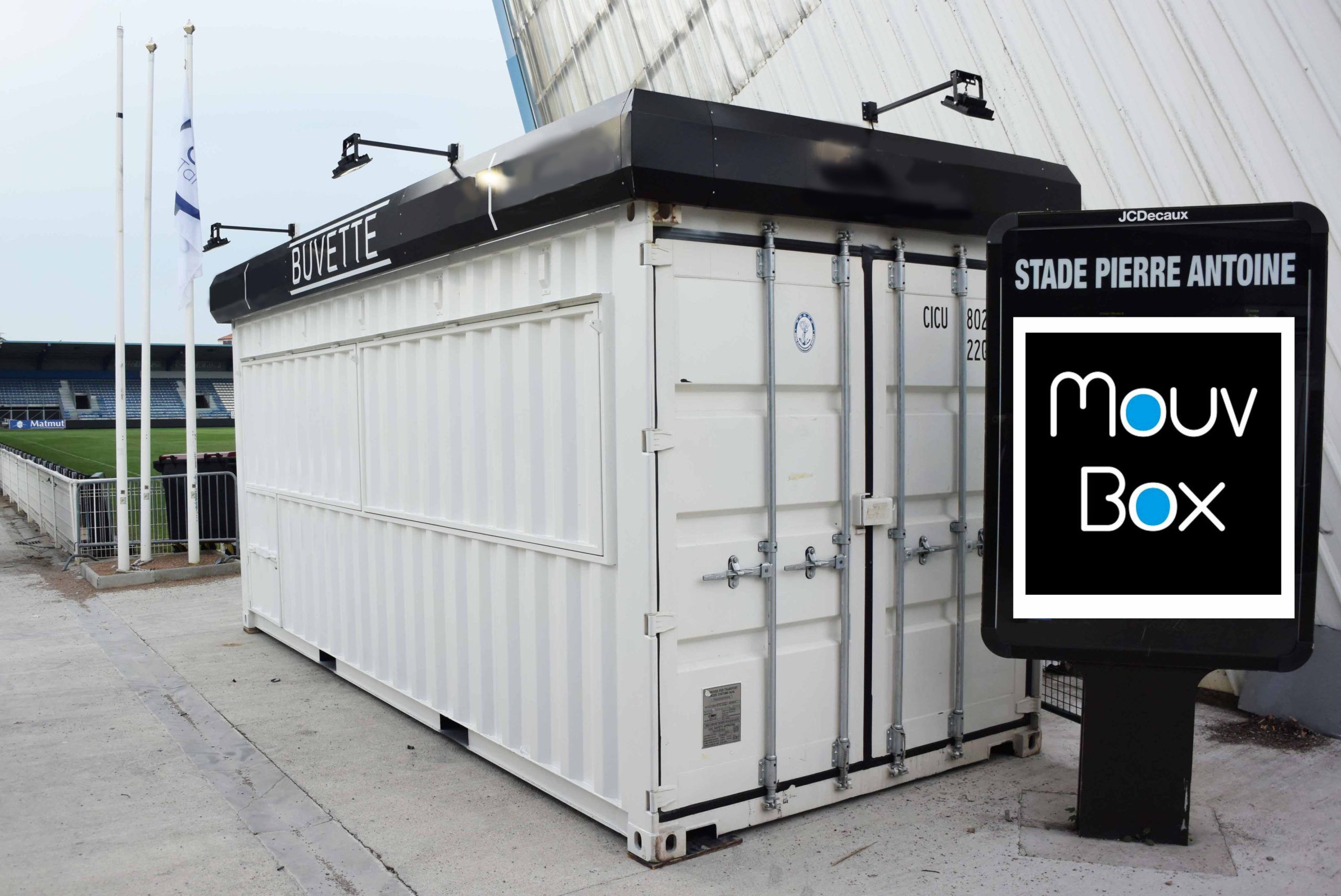 Buvettes de Castres en containers maritimes